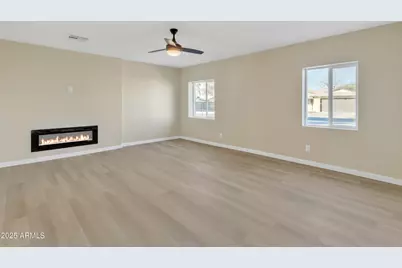 7607 N 42nd Lane, Phoenix, AZ 85051 - Photo 19