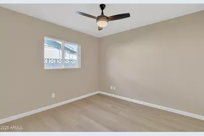 7607 N 42nd Lane, Phoenix, AZ 85051 - Photo 27
