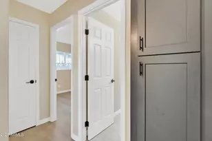 7607 N 42nd Ln, Phoenix, AZ 85051 - Photo 25