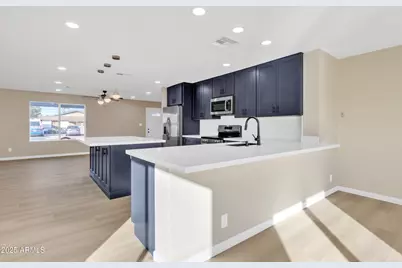 7607 N 42nd Lane, Phoenix, AZ 85051 - Photo 15