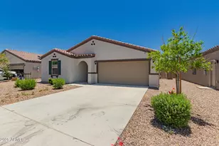 25539 W Gwen St, Buckeye, AZ 85326 - Photo 3