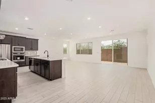 2482 W Rowel Rd, Phoenix, AZ 85085 - Photo 7