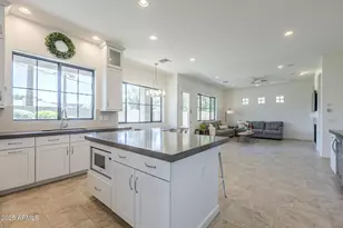 3812 E Camelback Rd, Phoenix, AZ 85018 - Photo 15