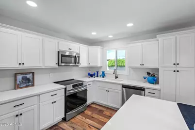 8326 E Crestwood Way, Scottsdale, AZ 85250 - Photo 23