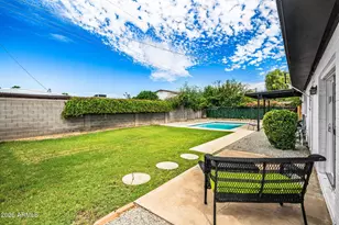 8326 E Crestwood Way, Scottsdale, AZ 85250 - Photo 47