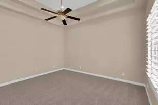 8031 W Morten Ave, Glendale, AZ 85303 - Photo 7