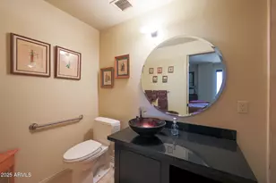 1040 E Osborn Rd, Phoenix, AZ 85014 - Photo 37