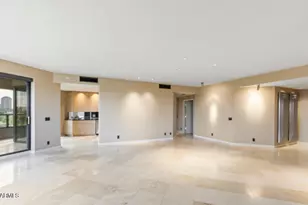 1040 E Osborn Rd, Phoenix, AZ 85014 - Photo 17