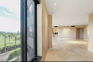 1040 E Osborn Rd, Phoenix, AZ 85014 - Photo 15