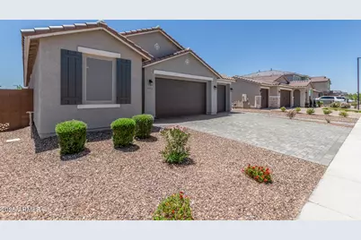 17973 W Ashley Drive, Goodyear, AZ 85338 - Photo 3