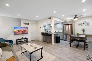 948 S Alma School Rd, Mesa, AZ 85210 - Photo 1