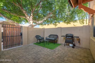 948 S Alma School Rd, Mesa, AZ 85210 - Photo 27