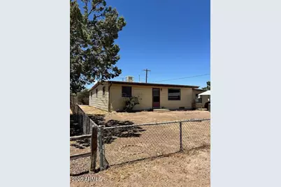 127 E Apache Street, Huachuca City, AZ 85616 - Photo 1