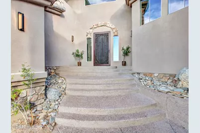 3903 E Melody Drive, Phoenix, AZ 85042 - Photo 9