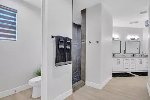 3903 E Melody Dr, Phoenix, AZ 85042 - Photo 45