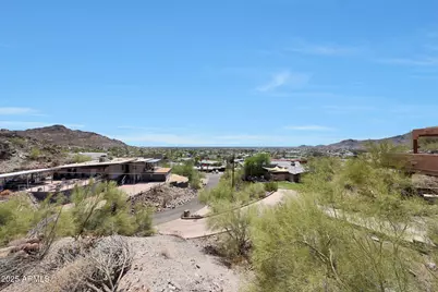 9932 N 16th Place E, Phoenix, AZ 85020 - Photo 33