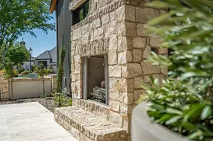 3506 N Crystal Peak Cir, Mesa, AZ 85207 - Photo 9