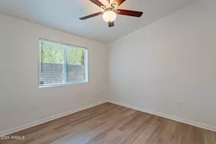 1219 E Colter St, Phoenix, AZ 85014 - Photo 13