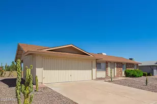 11627 S Iroquois Dr, Phoenix, AZ 85044 - Photo 3