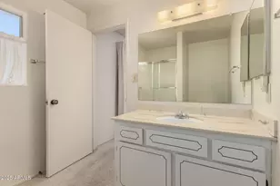 11627 S Iroquois Dr, Phoenix, AZ 85044 - Photo 19