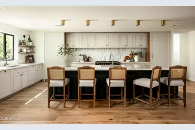 3186 E Stella Lane, Phoenix, AZ 85016 - Photo 11