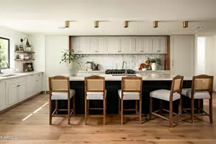 3186 E Stella Ln, Phoenix, AZ 85016 - Photo 11