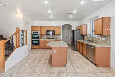 15985 W Bartlett Avenue, Goodyear, AZ 85338 - Photo 17