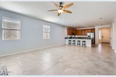 7614 W Fetlock Trail, Peoria, AZ 85383 - Photo 5