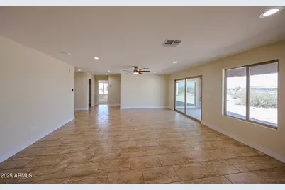 8230 S 351st Lane, Tonopah, AZ 85354 - Photo 9