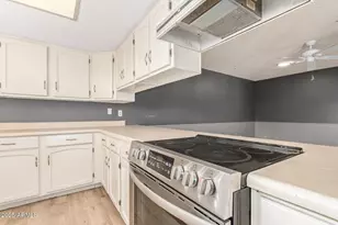 3825 W Royal Palm Rd, Phoenix, AZ 85051 - Photo 13