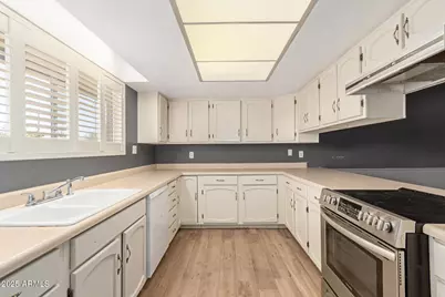 3825 W Royal Palm Road, Phoenix, AZ 85051 - Photo 11