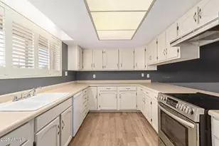 3825 W Royal Palm Rd, Phoenix, AZ 85051 - Photo 11