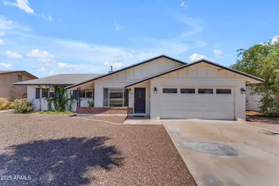 1020 E Concorda, Tempe, AZ 85282 - Photo 1