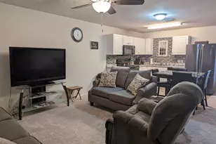 131 E Patton Ave, Coolidge, AZ 85128 - Photo 5