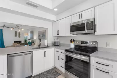 3037 E Rose Lane, Phoenix, AZ 85016 - Photo 9