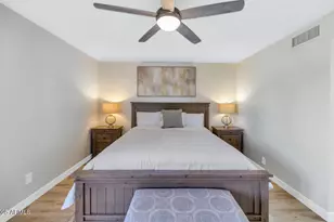 3037 E Rose Ln, Phoenix, AZ 85016 - Photo 13