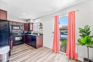 4630 N 68th St, Scottsdale, AZ 85251 - Photo 9