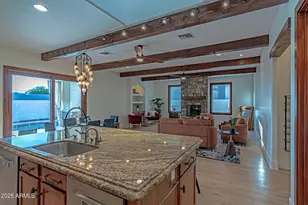 8214 N 16th St, Phoenix, AZ 85020 - Photo 13