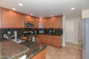 21320 N 56th St, Phoenix, AZ 85054 - Photo 13