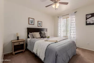 811 E Eugie Avenue, Phoenix, AZ 85022 - Photo 7