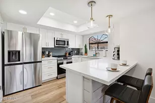 5104 N 32nd St, Phoenix, AZ 85018 - Photo 11