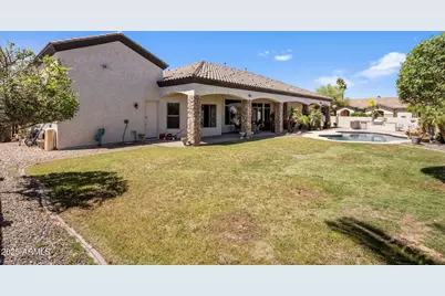 18036 W San Miguel Avenue, Litchfield Park, AZ 85340 - Photo 35