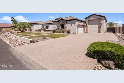 18036 W San Miguel Avenue, Litchfield Park, AZ 85340 - Photo 43