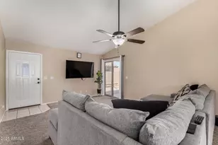 15231 W Melissa Ln, Surprise, AZ 85374 - Photo 9