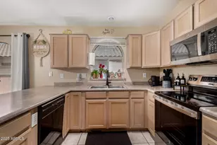 15231 W Melissa Ln, Surprise, AZ 85374 - Photo 19