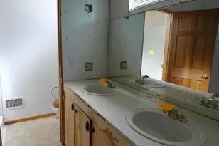 8279 E Larson Rd, Hereford, AZ 85615 - Photo 13