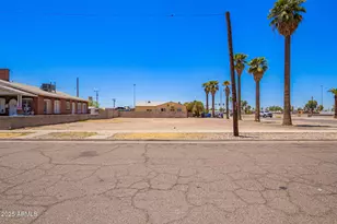 2203 W Jefferson St, Phoenix, AZ 85009 - Photo 1