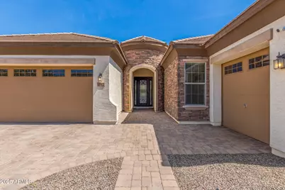 1342 E Milada Drive, Phoenix, AZ 85042 - Photo 7