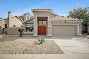 115 W El Freda, Tempe, AZ 85284 - Photo 1
