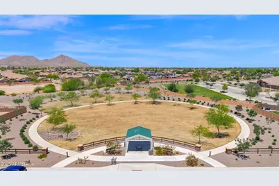 32347 N Vernal Lane, San Tan Valley, AZ 85144 - Photo 43